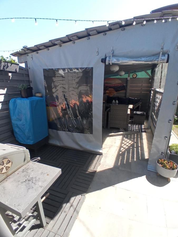 Pokoje Goscinne Akacja Resko Dźwirzyno Extérieur photo